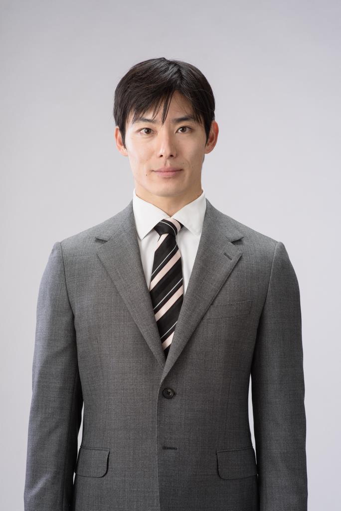 正面を向く石田知事の画像