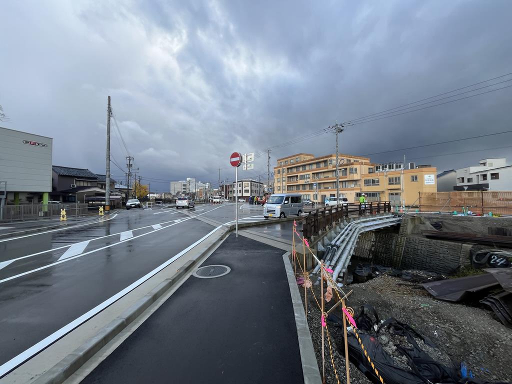 底喰川　町屋橋