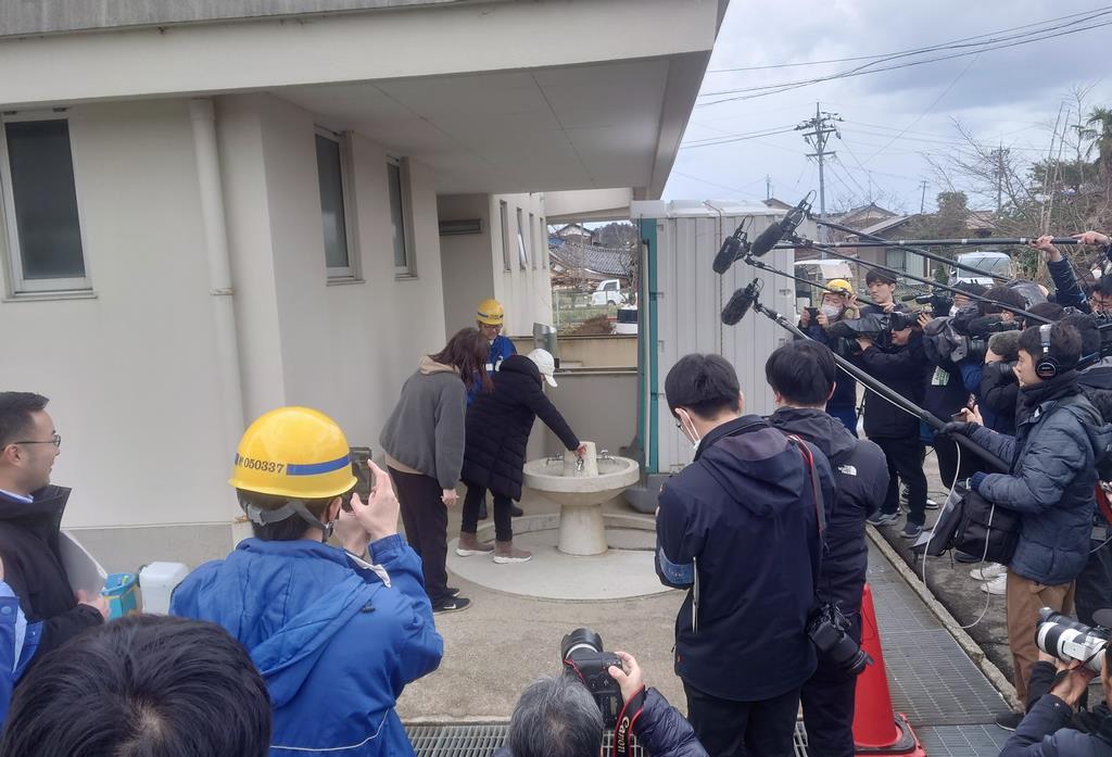 060310水道開通トリミング