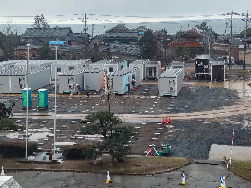 0123正院小学校仮設住宅建設ののようす