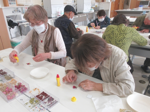 県内ツアー[湊地区老人クラブ連合会](種のマグネットアート)