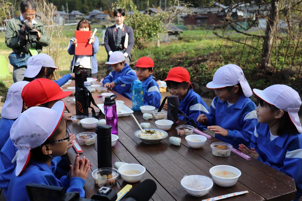 試食会