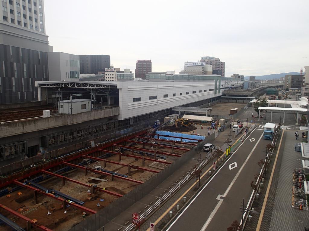 28年10月福井駅部アングル１